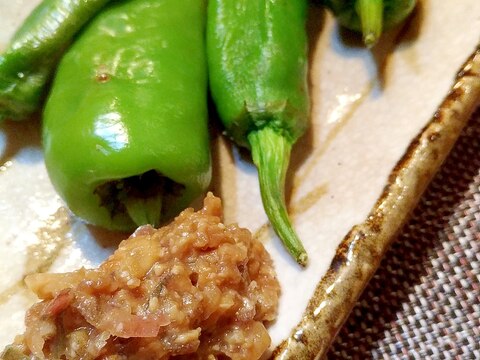 みょうが味噌で食べる☆万願寺とうがらしのグリル焼き